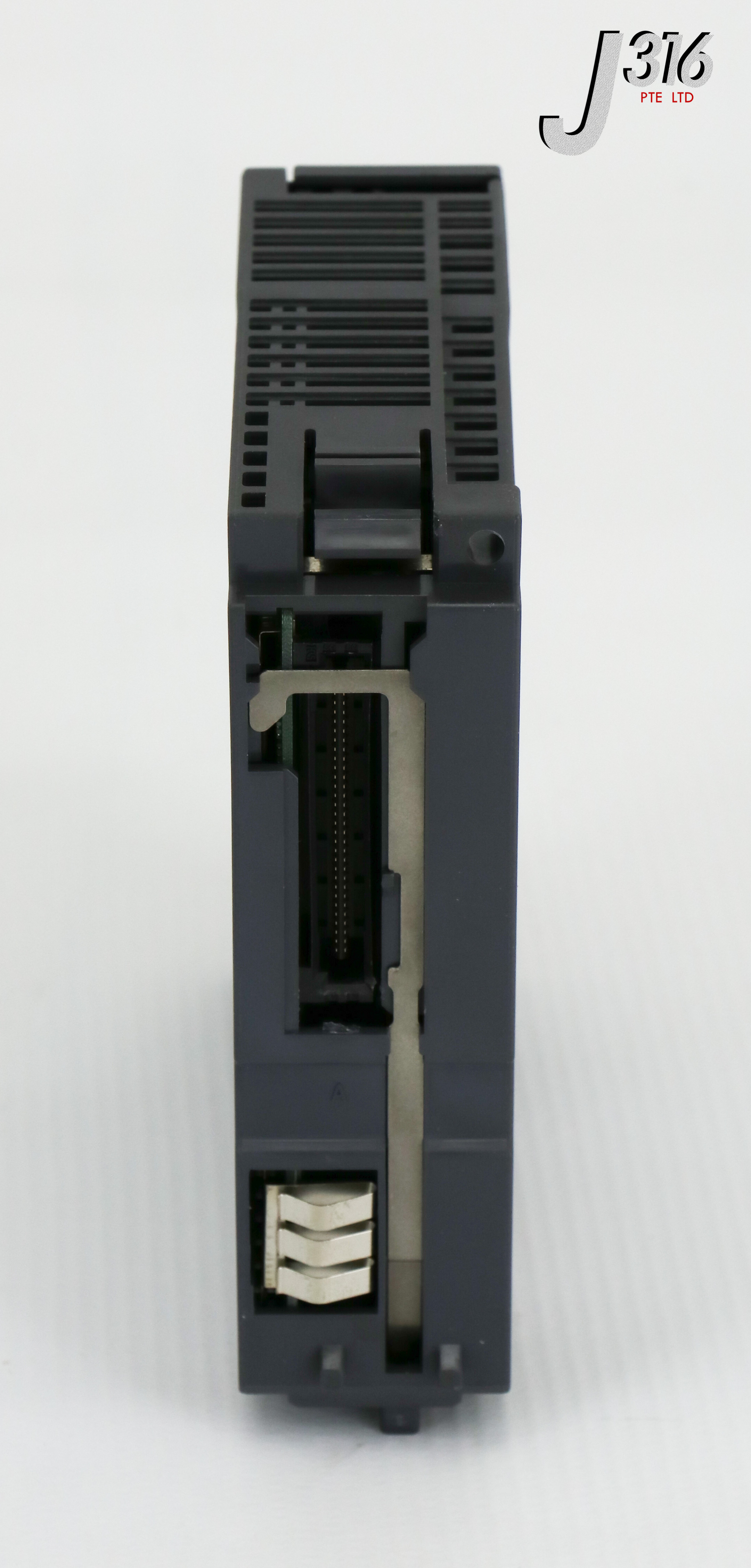 20697 MITSUBISHI MELSEC-Q CPU UNIT Q06HCPU – J316Gallery